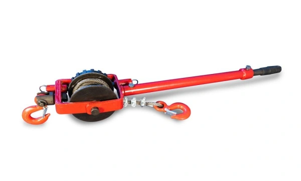 Лебедка ручная TOR ЛР-1,6 9 м PRO